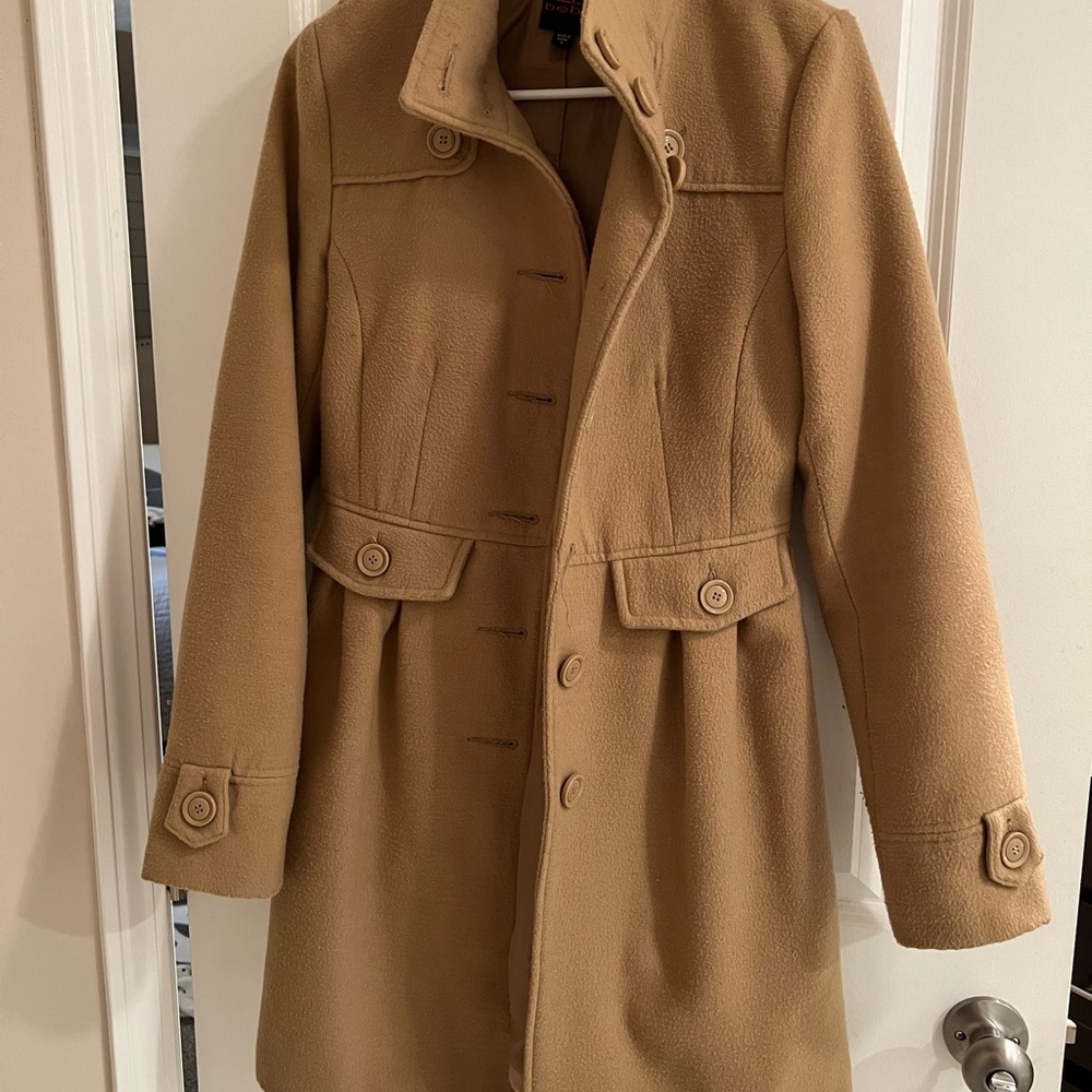 Bebe 2b camel coat